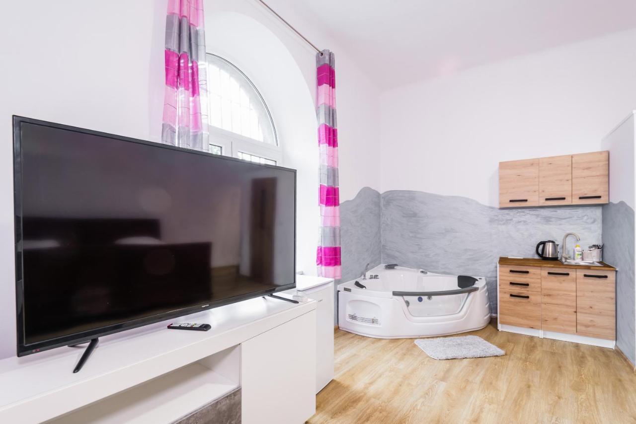 Jacuzzi Jm Wawelofts Appartamento Cracovia