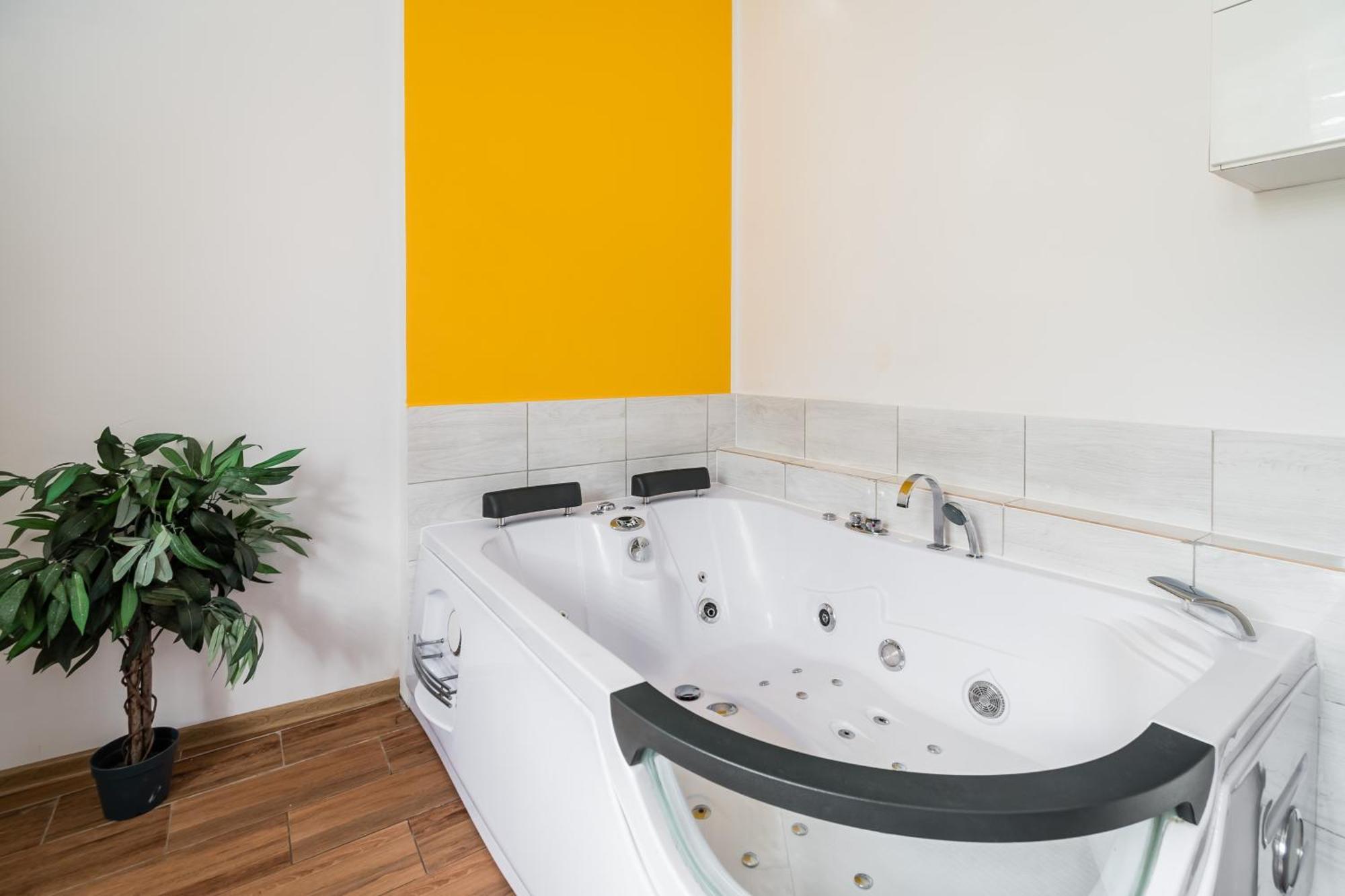 Jacuzzi Jm Wawelofts Appartamento Cracovia