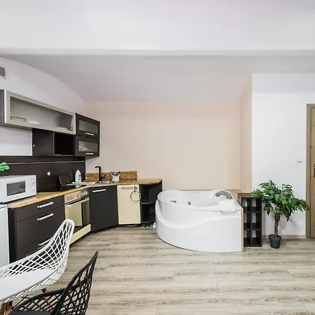 Jacuzzi Jm Rooms Apartment Wawelofts Krasków Eksteriør bilde